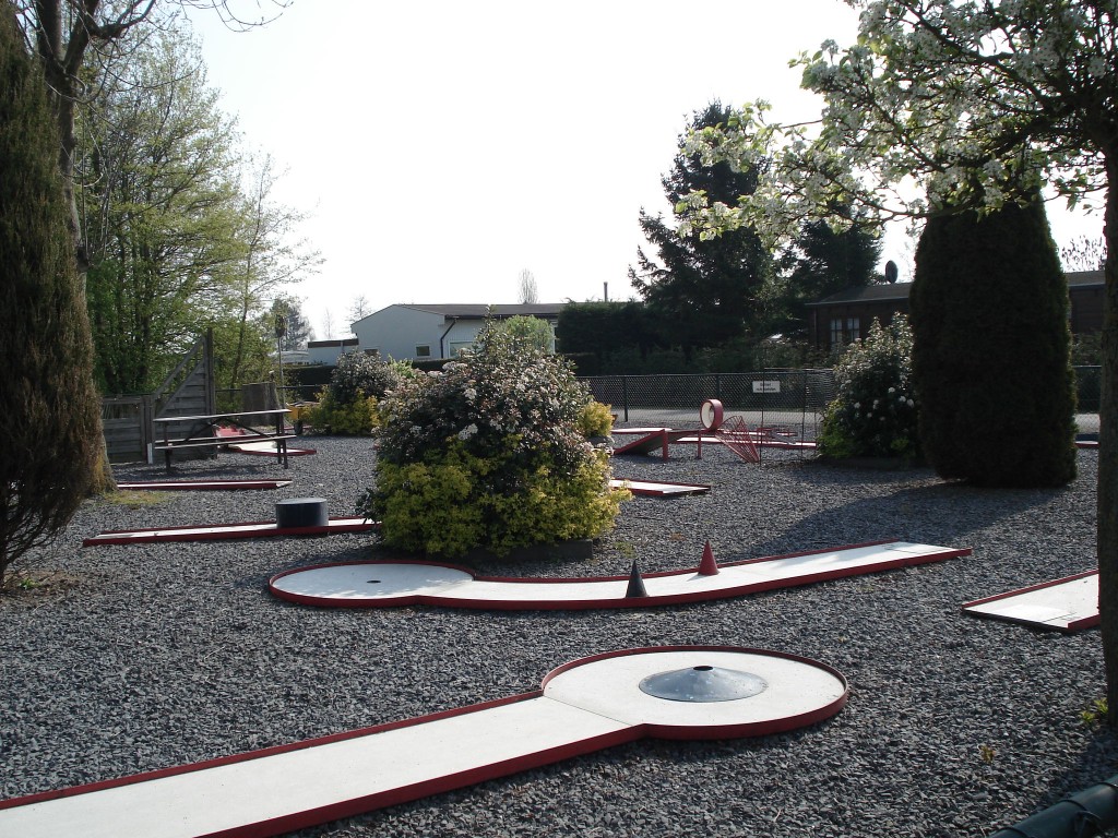 pyramide midgetgolf